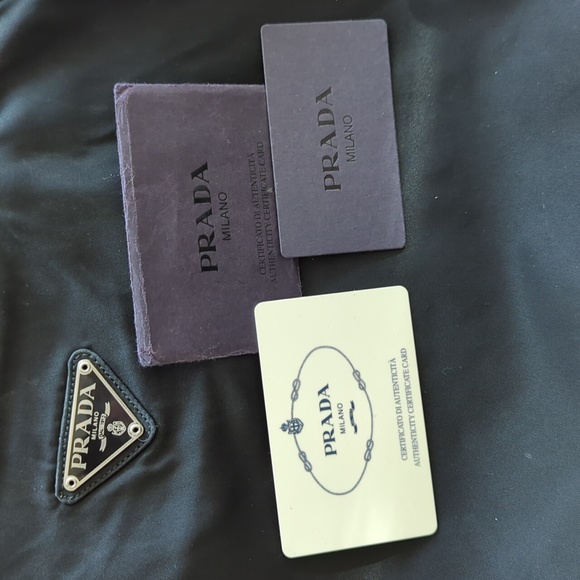 Black Prada nylon shoulder bag tote - Picture 9 of 16